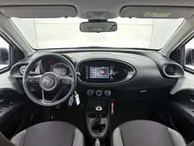 Toyota Aygo (2023) thumbnail 4