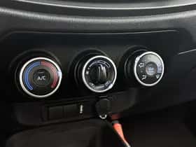 Toyota Aygo (2023) thumbnail 9