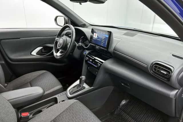 Toyota Yaris_Cross (2022) thumbnail 6