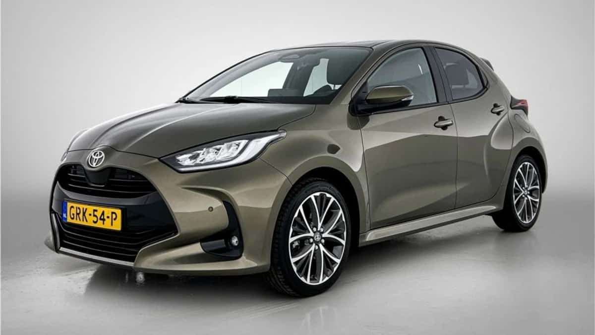 Toyota Yaris (2024) — foto 1