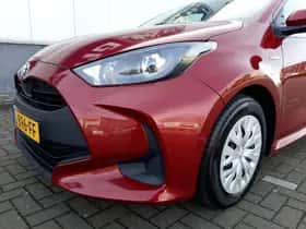 Toyota Yaris (2021) thumbnail 32