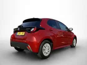 Toyota Yaris (2021) thumbnail 5
