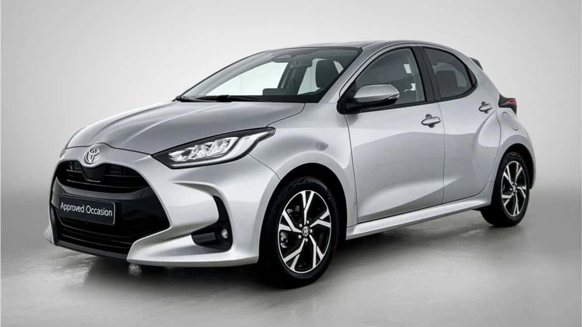 Toyota Yaris (2025) — foto 1