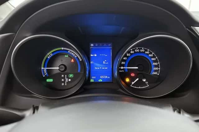 Toyota Auris (2017) thumbnail 5