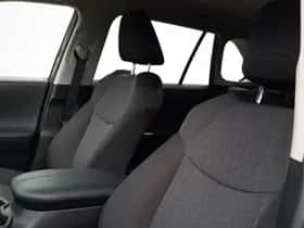 Toyota RAV4 (2023) thumbnail 16