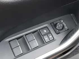 Toyota RAV4 (2023) thumbnail 19