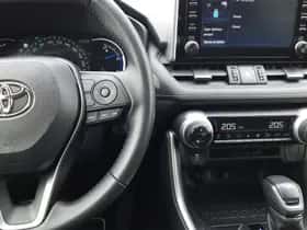 Toyota RAV4 (2023) thumbnail 22