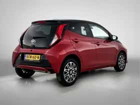 Toyota Aygo (2021) thumbnail 2