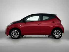 Toyota Aygo (2021) thumbnail 3