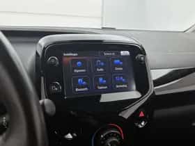 Toyota Aygo (2021) thumbnail 9
