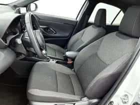 Toyota Yaris_Cross (2024) thumbnail 15