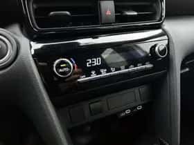 Toyota Yaris_Cross (2024) thumbnail 9