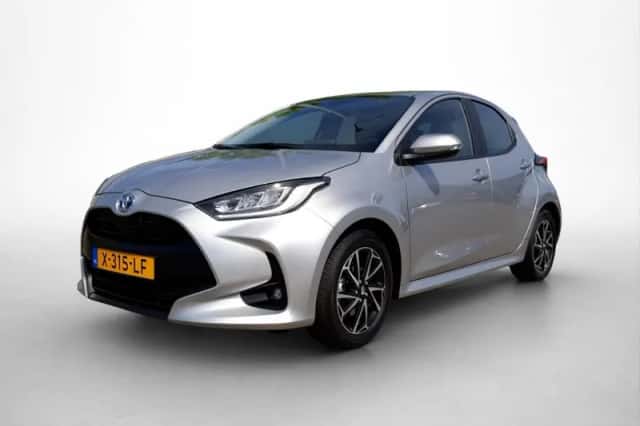 Toyota Yaris (2023) thumbnail 1