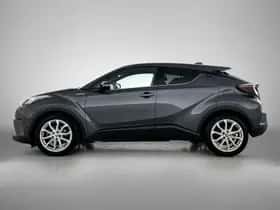 Toyota C-HR (2019) thumbnail 3
