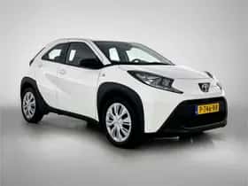 Toyota Aygo (2022) thumbnail 12