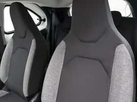Toyota Aygo (2022) thumbnail 27