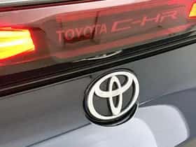 Toyota C-HR (2025) thumbnail 19