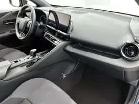 Toyota C-HR (2025) thumbnail 6