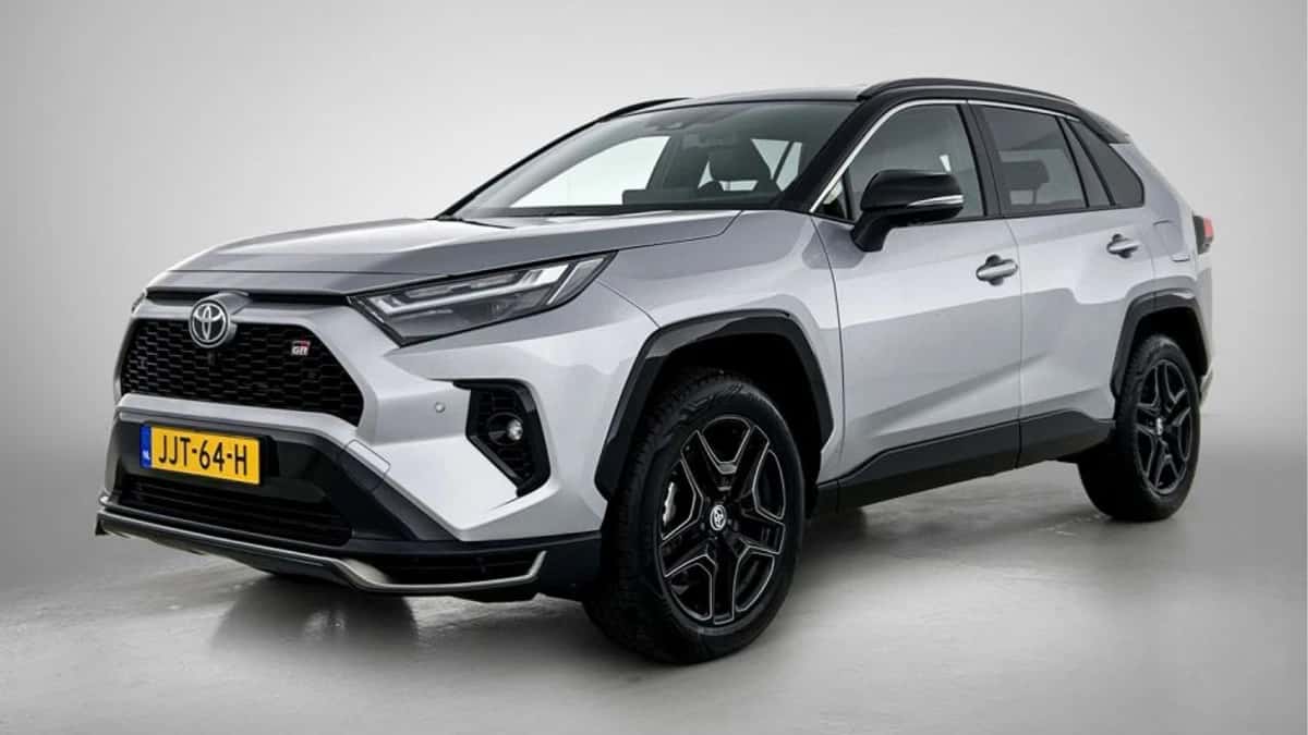 Toyota RAV4 (2025) — foto 1
