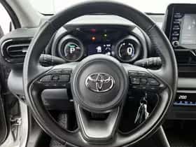 Toyota Yaris (2022) thumbnail 17