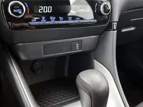 Toyota Yaris (2022) thumbnail 23