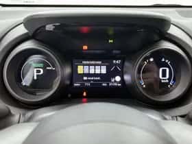 Toyota Yaris (2022) thumbnail 5