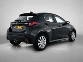 Toyota Yaris (2024) thumbnail 2