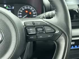 Toyota Yaris (2024) thumbnail 16