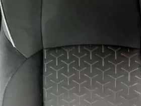 Toyota Corolla_Touring_Sports (2021) thumbnail 31