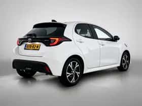 Toyota Yaris (2025) thumbnail 2