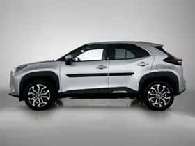Toyota Yaris_Cross (2022) thumbnail 3