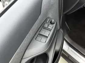 Toyota Yaris_Cross (2022) thumbnail 22