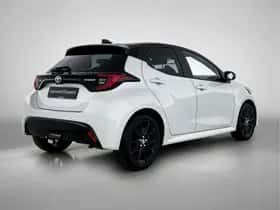 Toyota Yaris (2023) thumbnail 2