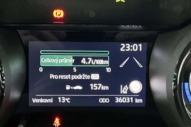 Toyota Yaris (2023) thumbnail 5