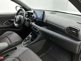 Toyota Yaris (2023) thumbnail 6
