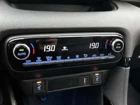 Toyota Yaris (2023) thumbnail 9