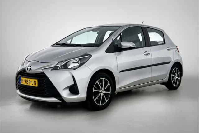 Toyota Yaris (2020) thumbnail 1
