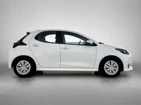 Toyota Yaris (2022) thumbnail 11