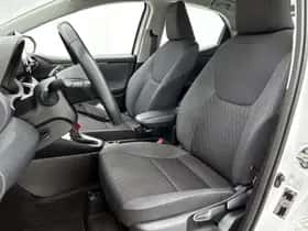 Toyota Yaris (2022) thumbnail 15