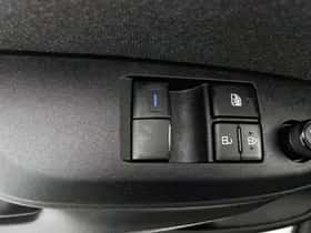 Toyota Yaris (2022) thumbnail 21