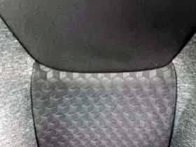 Toyota Yaris (2022) thumbnail 32