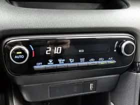 Toyota Yaris (2022) thumbnail 9