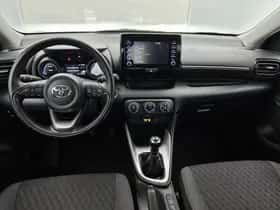Toyota Yaris (2024) thumbnail 4