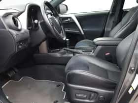 Toyota RAV4 (2016) thumbnail 12