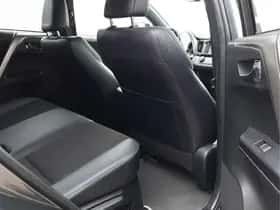 Toyota RAV4 (2016) thumbnail 27