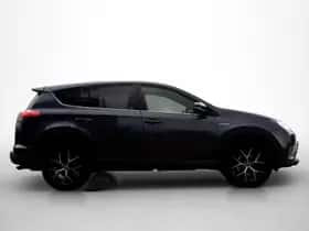 Toyota RAV4 (2016) thumbnail 4