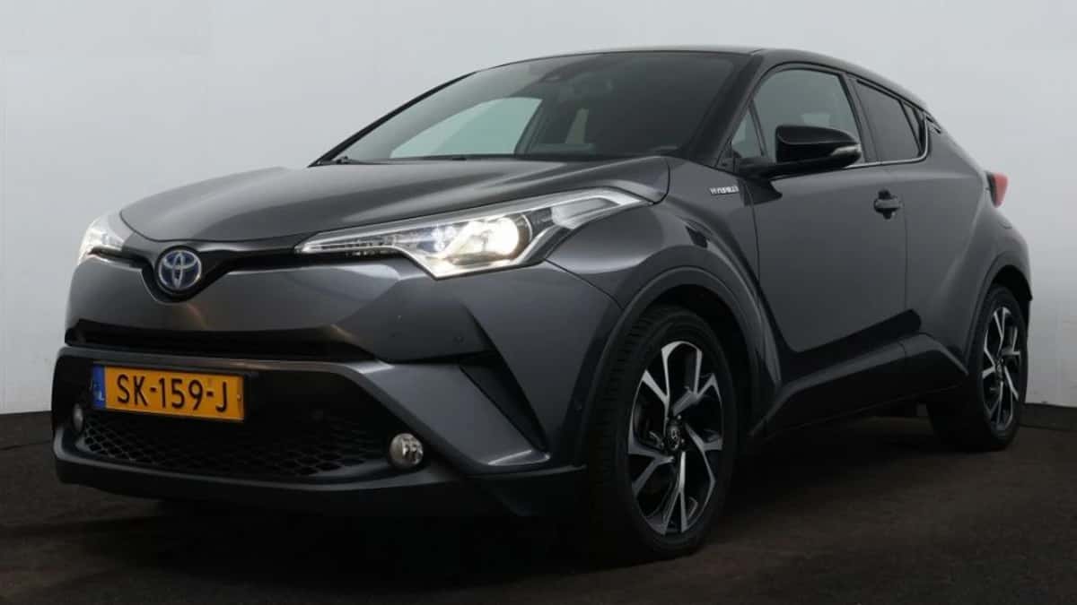 Toyota C-HR (2018) — foto 1