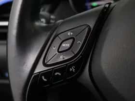 Toyota C-HR (2018) thumbnail 20