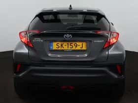 Toyota C-HR (2018) thumbnail 28