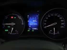 Toyota C-HR (2018) thumbnail 6